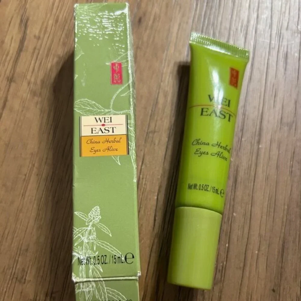 Wei East China Herbal EYES ALIVE 0.5 oz NIB